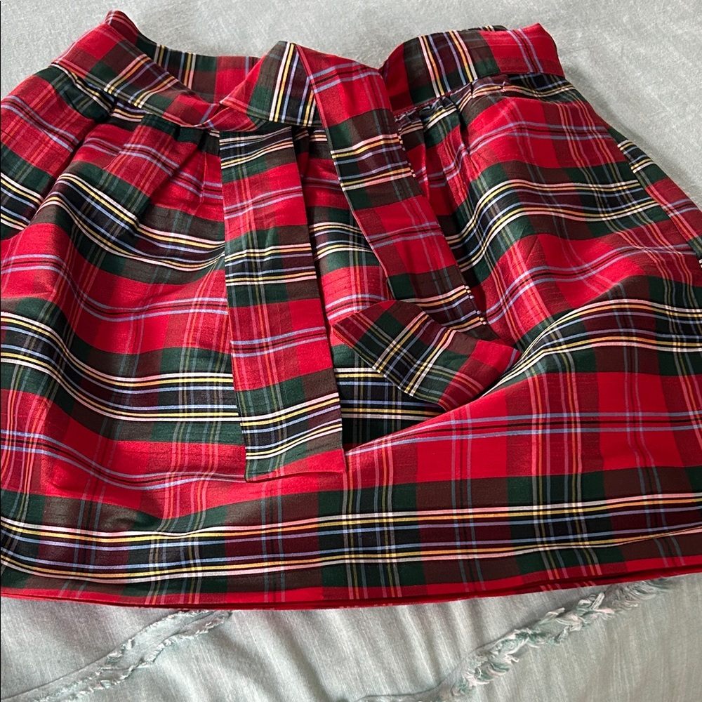 Be ready for next holiday season!
Classy Crown and Ivy plaid skirt with sash